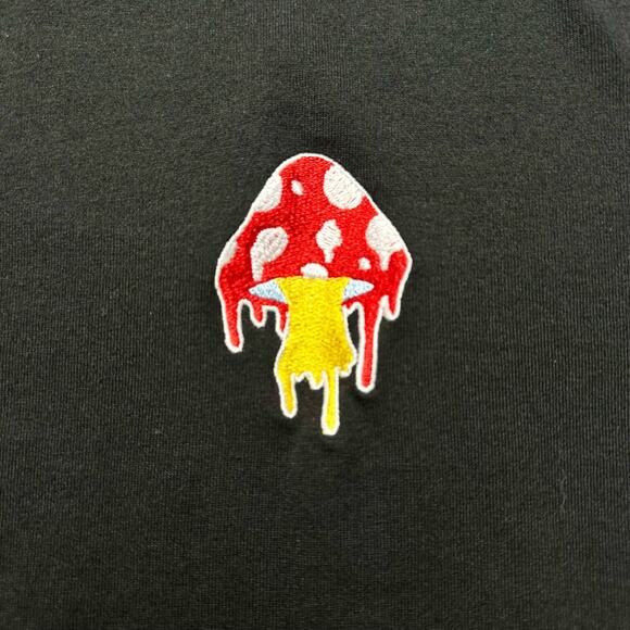 Eighty Eight | Men | Drippin Drippin Mushroom Embroidered SS Tee | Large - Picture 8 of 8